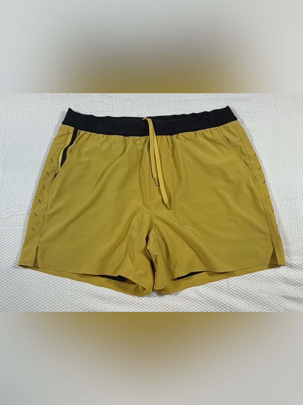Ten Thousand Interval Shorts Men’s XL Mustard Black Lined Running Training Gym